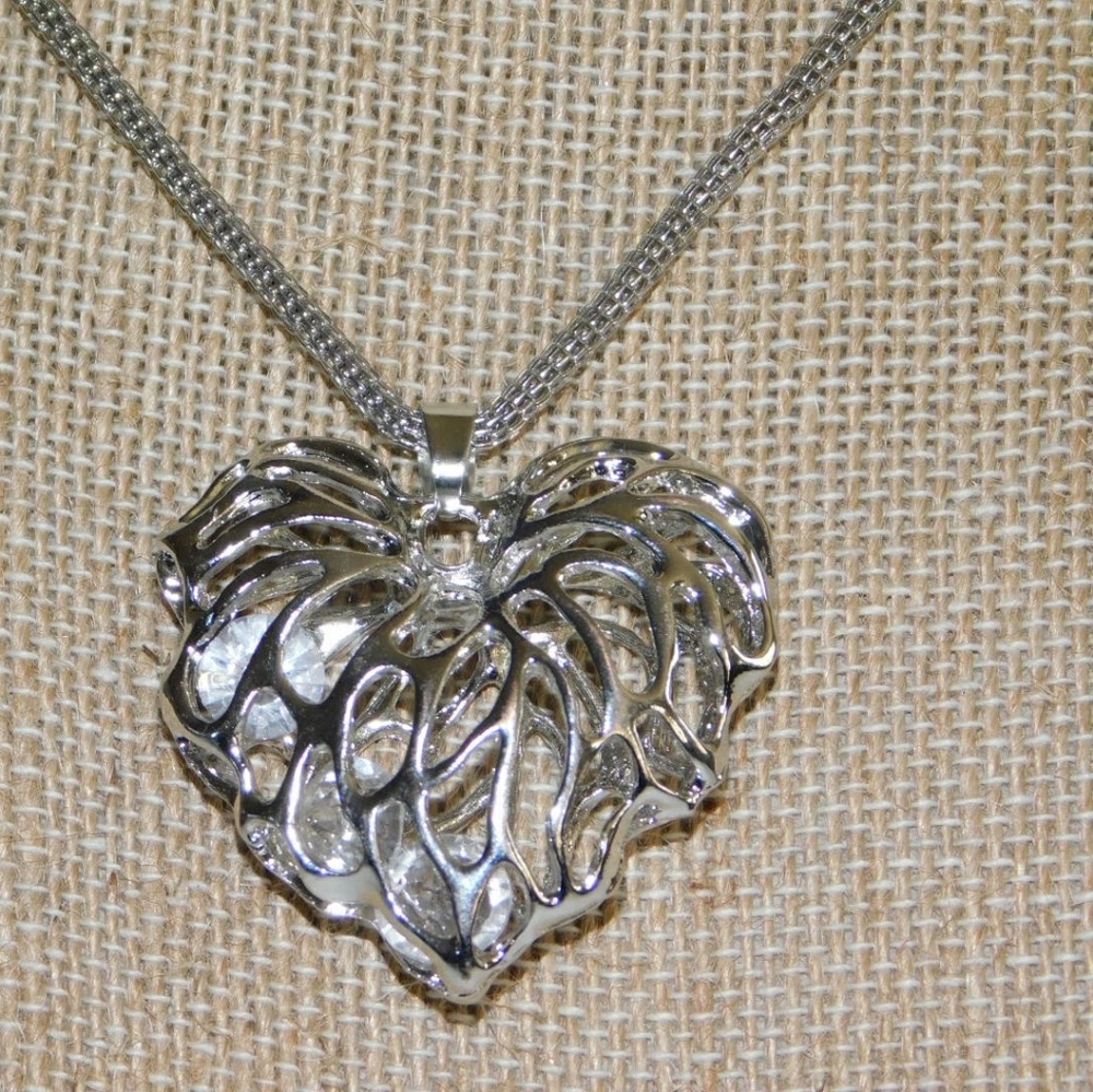 Fashion Women Plated Heart  Statement Chain, Penda